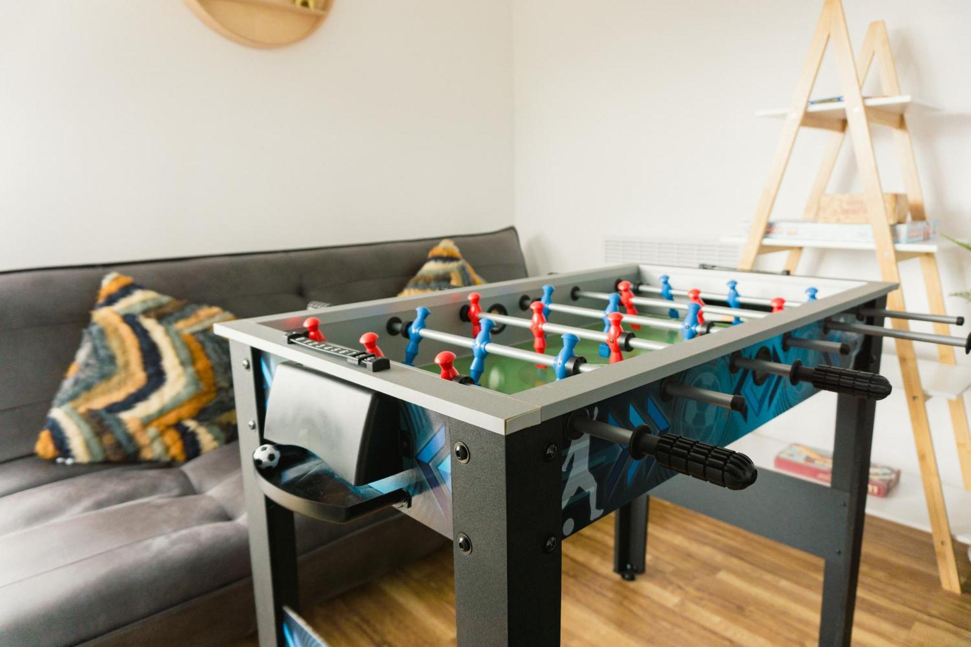Manchester'S Luxurious 2-Bed Haven With Balcony - Canal Views & Proximity To Manchester United Kültér fotó